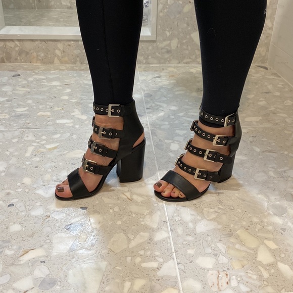 Black Laurence dacade heels - Picture 4 of 4